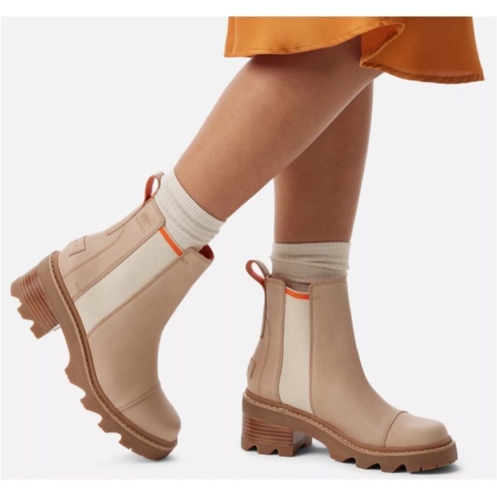Sorel Tan and Cream Ankle Booties